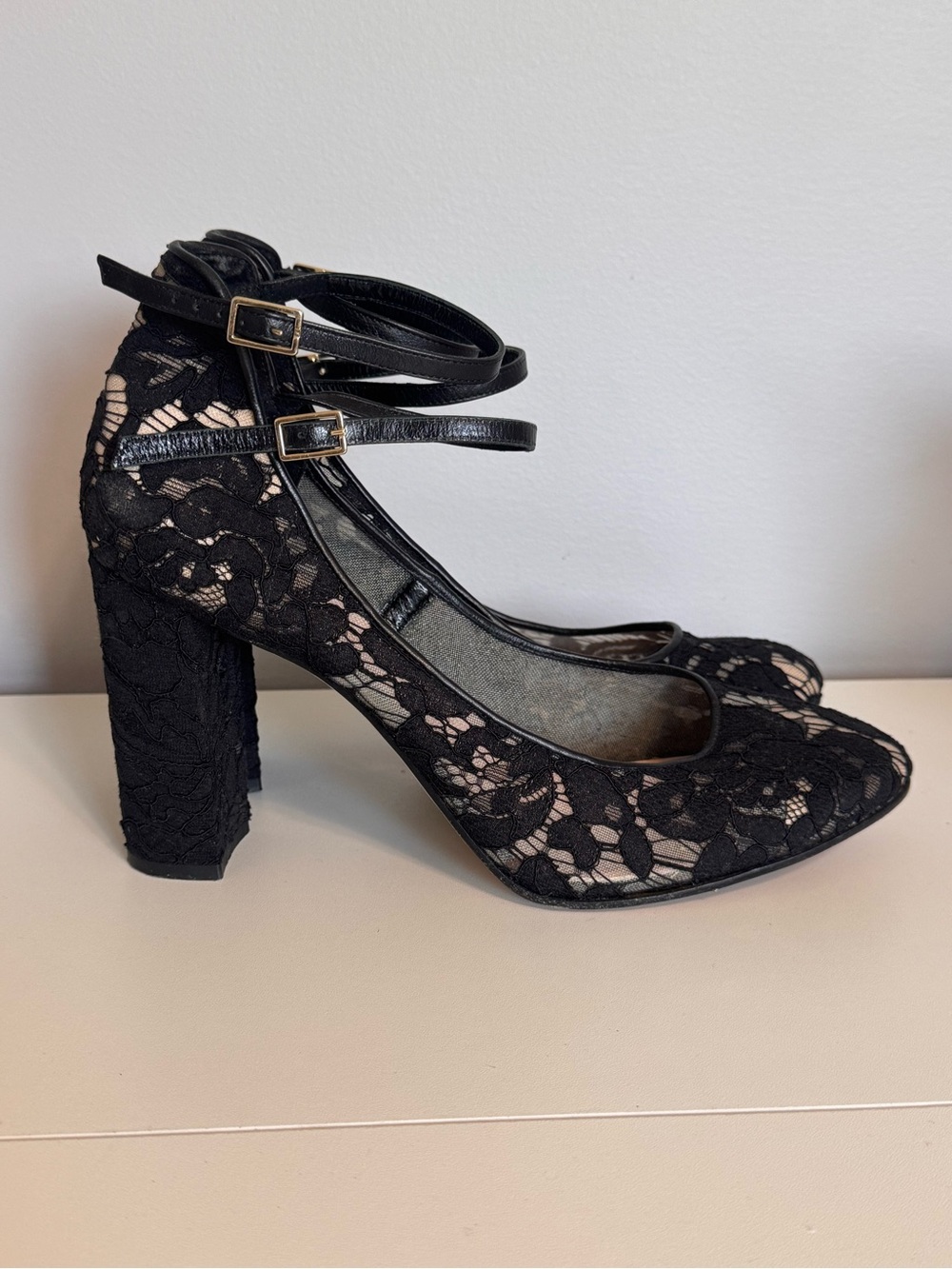 Kate Spade New York Black Lace Ankle Strap Block Heel Pumps 10.5M - Picture 5 of 14